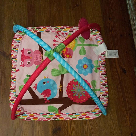 Play set - Picture 2 of 2